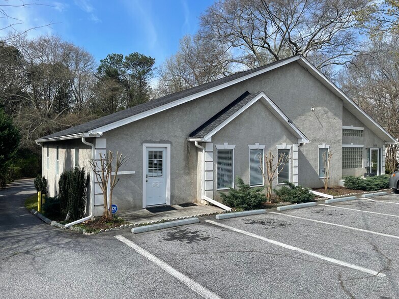 5499 Jonesboro Rd, Morrow, GA à louer - Photo de l’immeuble – Image 1 sur 10