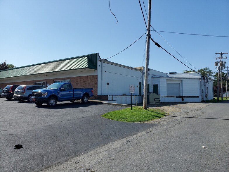 717 W Berwick St, Easton, PA à vendre - Photo de l’immeuble – Image 3 sur 4