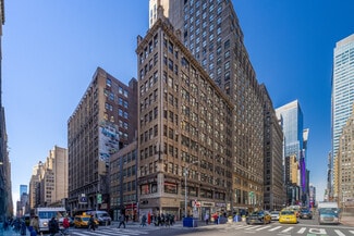 Plus de détails pour 526 Seventh Ave, New York, NY - Bureau/Local commercial, Local commercial à louer