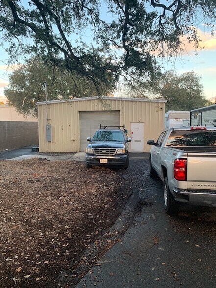 5124 Walnut Ave, Sacramento, CA à vendre - Photo de l’immeuble – Image 3 sur 4