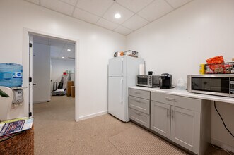 608 Melvin Ave, Annapolis, MD à louer Photo de l’immeuble– Image 1 sur 1