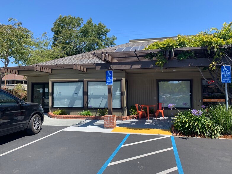 701-765 E Blithedale Ave, Mill Valley, CA à louer - Photo de l’immeuble – Image 3 sur 23
