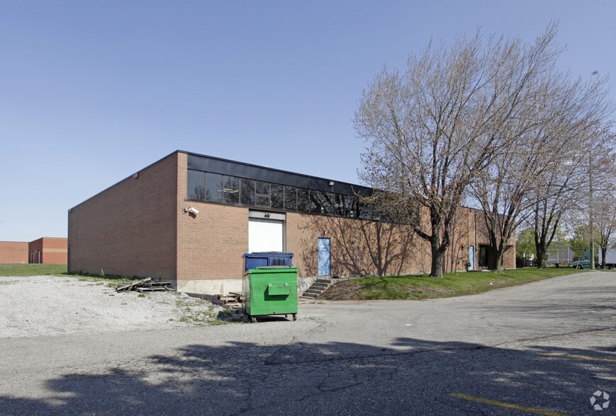 44 West Dr, Brampton, ON à vendre - Photo de l’immeuble – Image 2 sur 2