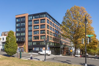 Plus de détails pour 2101 Wisconsin Ave NW, Washington, DC - Local commercial à louer
