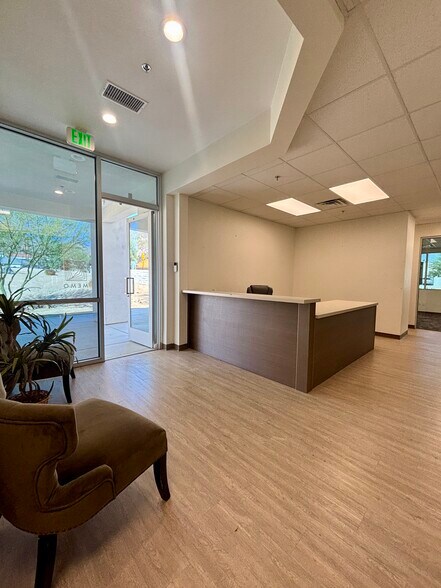 72120-72140 Magnesia Falls Dr, Rancho Mirage, CA à louer - Photo de l’immeuble – Image 2 sur 21