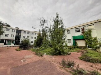 Plus de détails pour Local d'activités à louer