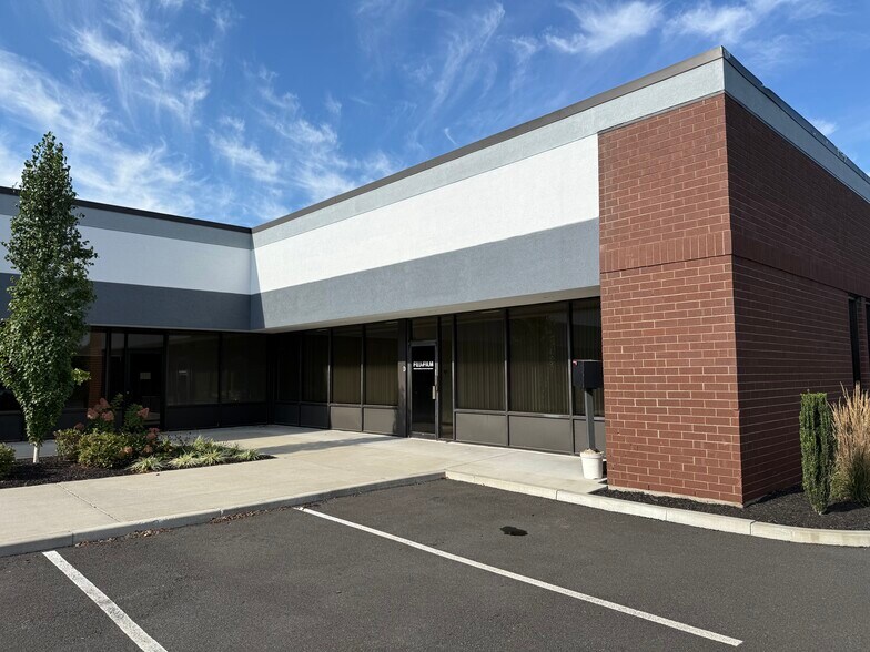 10 Fairfield Blvd, Wallingford, CT à louer - Photo de l’immeuble – Image 2 sur 7