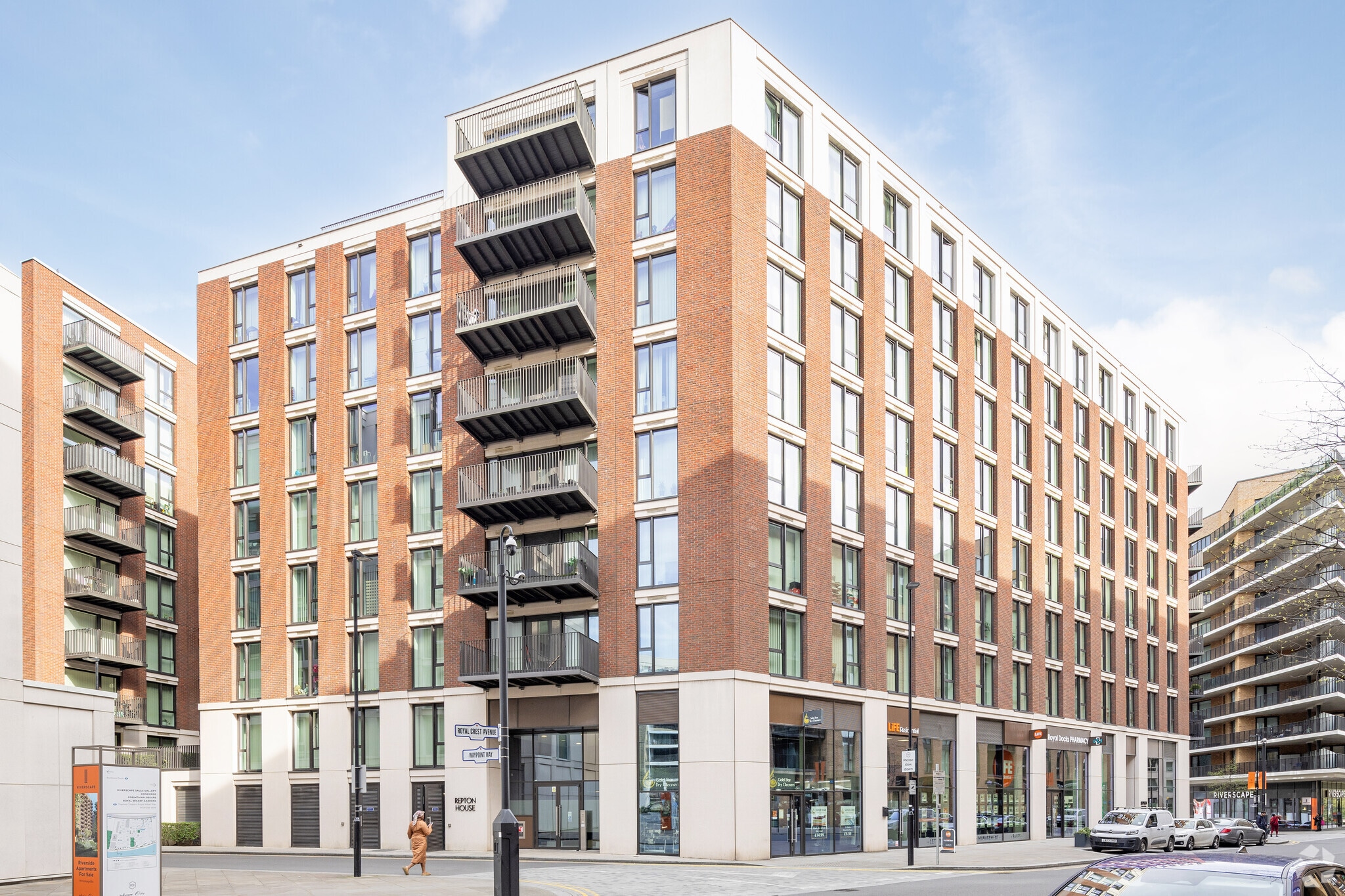 6 Starboard Way, Londres à vendre Photo principale– Image 1 sur 7