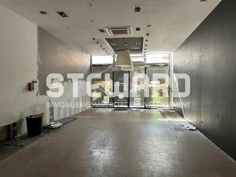 Local commercial dans Lille à louer - Photo intérieure – Image 2 sur 17