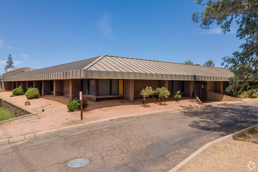 650 W Southern Ave, Mesa, AZ à louer - Photo de l’immeuble – Image 3 sur 5