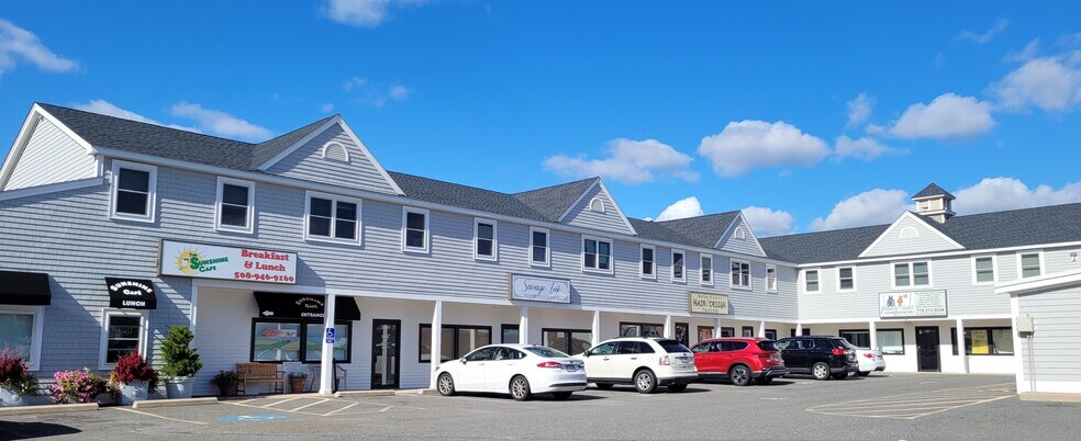 12 Harding St, Lakeville, MA à louer - Photo de l’immeuble – Image 2 sur 5