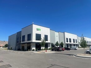 1920 N 2200 W, Salt Lake City, UT à louer Photo de l’immeuble– Image 1 sur 3