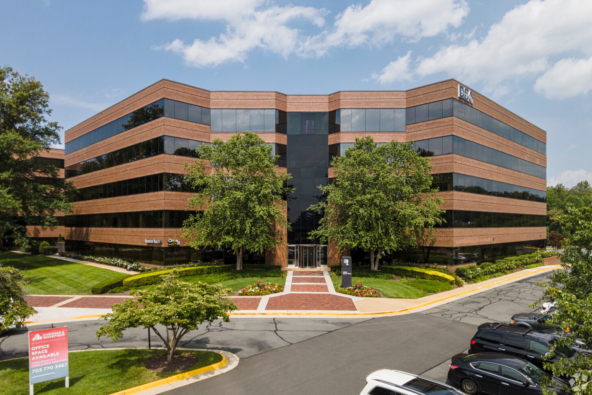 10300 Eaton Pl, Fairfax, VA à louer Photo principale– Image 1 sur 15