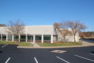 Plus de détails pour 33801 Curtis Blvd, Eastlake, OH - Différents types d’espaces à louer