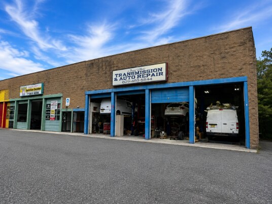 303 Route 9, Waretown, NJ à vendre - Photo principale – Image 1 sur 3