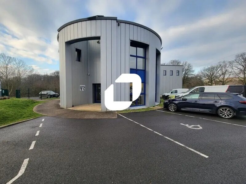 Local d’activités dans Marcoussis à louer Photo de l’immeuble– Image 1 sur 18