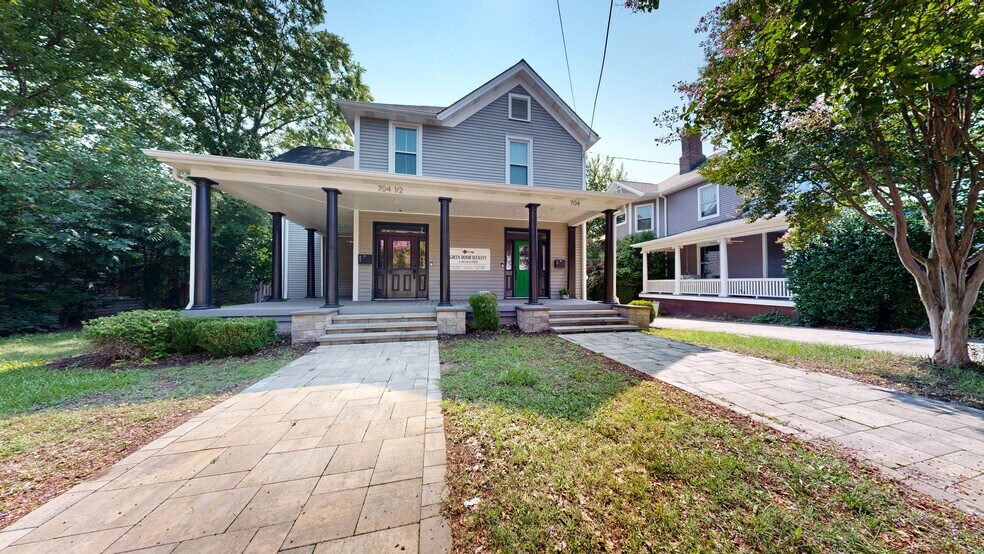 704 Glenwood Ave, Raleigh, NC à louer - Photo de l’immeuble – Image 2 sur 5
