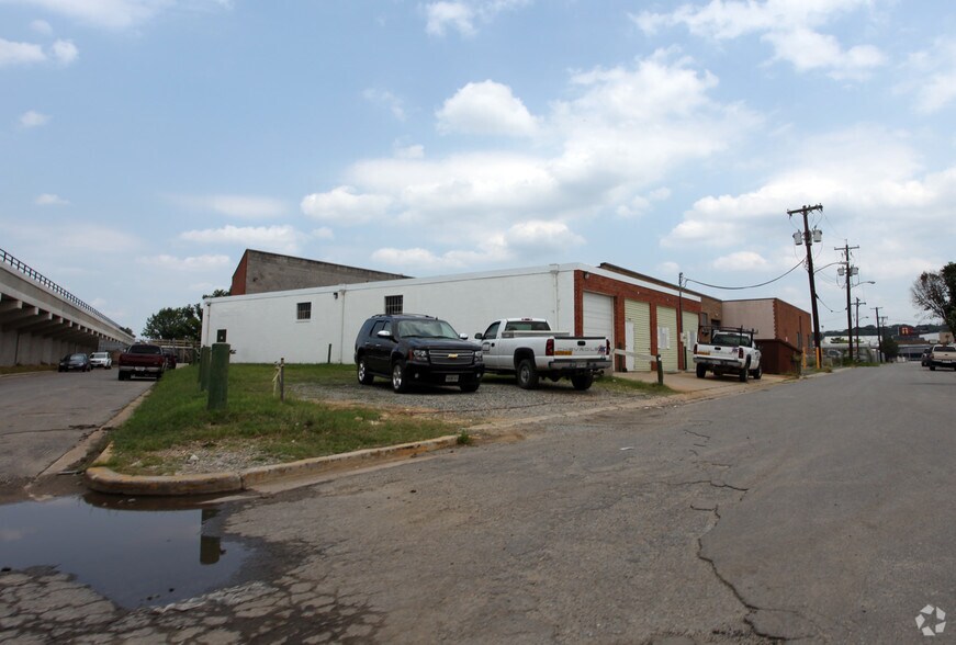 4700 Varnum St, Bladensburg, MD à louer - Photo de l’immeuble – Image 3 sur 6