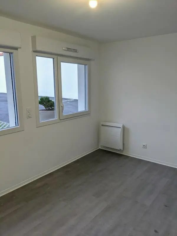 Bureau dans Reims à vendre Photo de l’immeuble– Image 1 sur 5