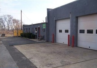 Plus de détails pour 1626 S Commerce St, Paulsboro, NJ - Bureau/Local commercial à louer