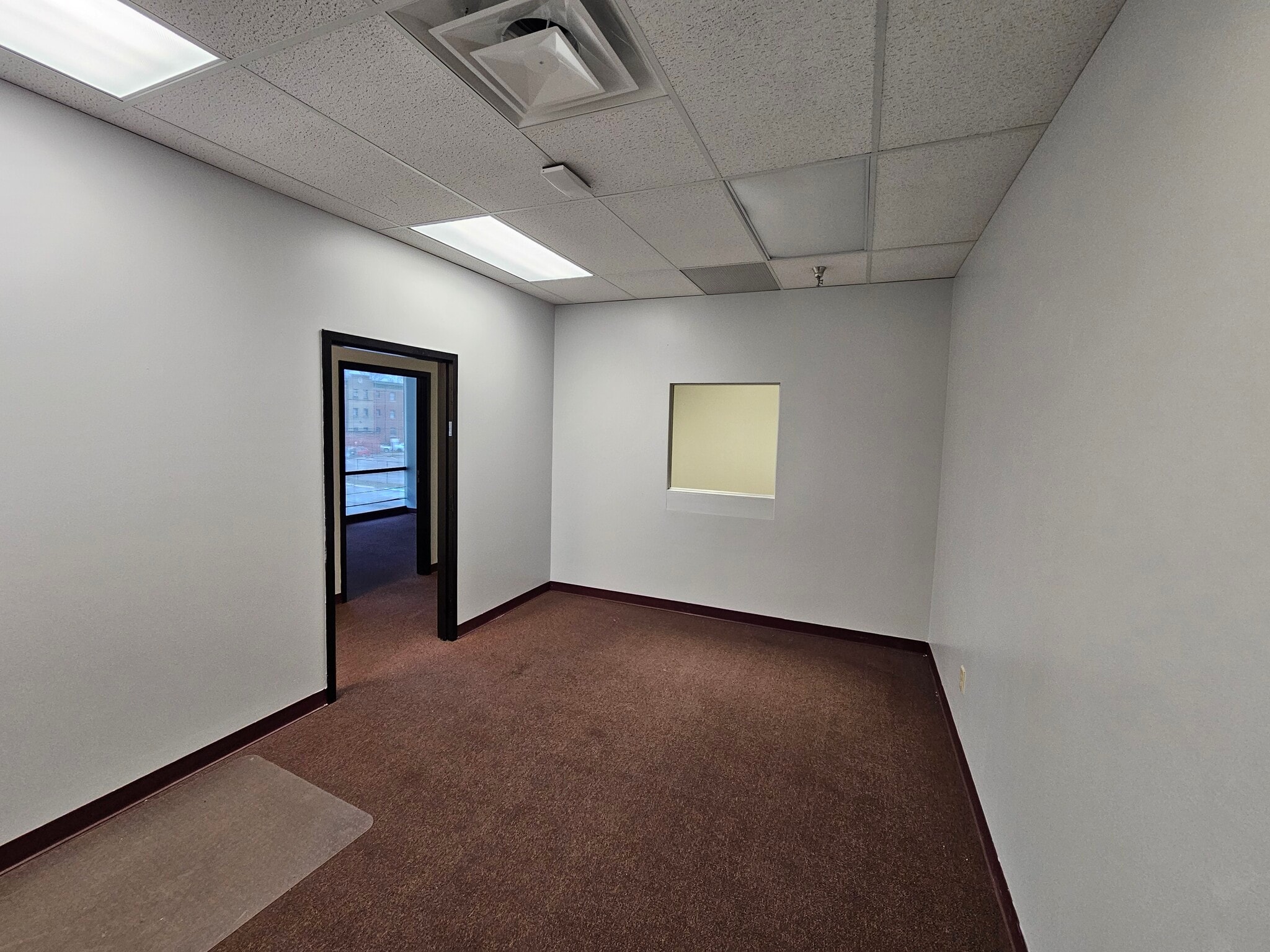 3737 N Meridian St, Indianapolis, IN à louer Photo intérieure– Image 1 sur 10