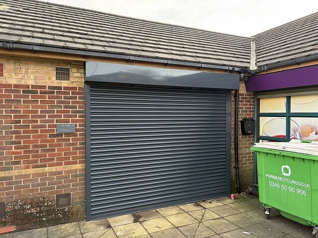 82A Fenwick Dr, Bradford à louer Photo de l’immeuble– Image 1 sur 5