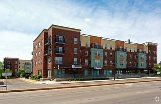 Plus de détails pour 1550 Larpenteur Ave W, Falcon Heights, MN - Local commercial à louer
