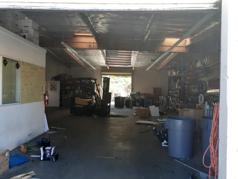 530 Opper St, Escondido, CA à vendre - Photo intérieure – Image 3 sur 20