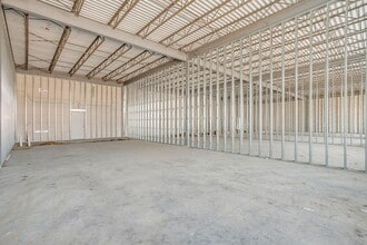 3300 NE 28th St, Fort Worth, TX à louer Photo de l’immeuble– Image 2 sur 3