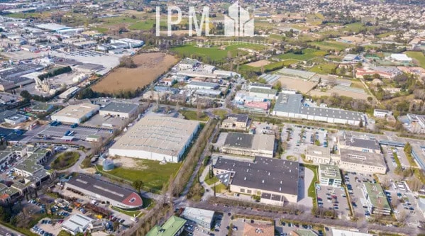 Local commercial dans Aubagne à louer Aérien– Image 1 sur 6