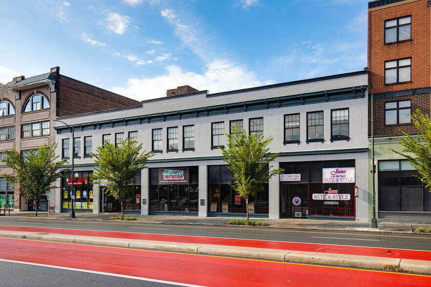 1309 W Broad St, Richmond, VA à vendre - Photo de l’immeuble – Image 1 sur 56