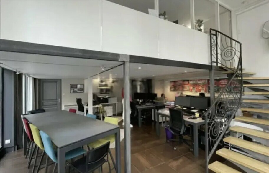 Local commercial dans Lyon à louer - Photo de l’immeuble – Image 1 sur 10