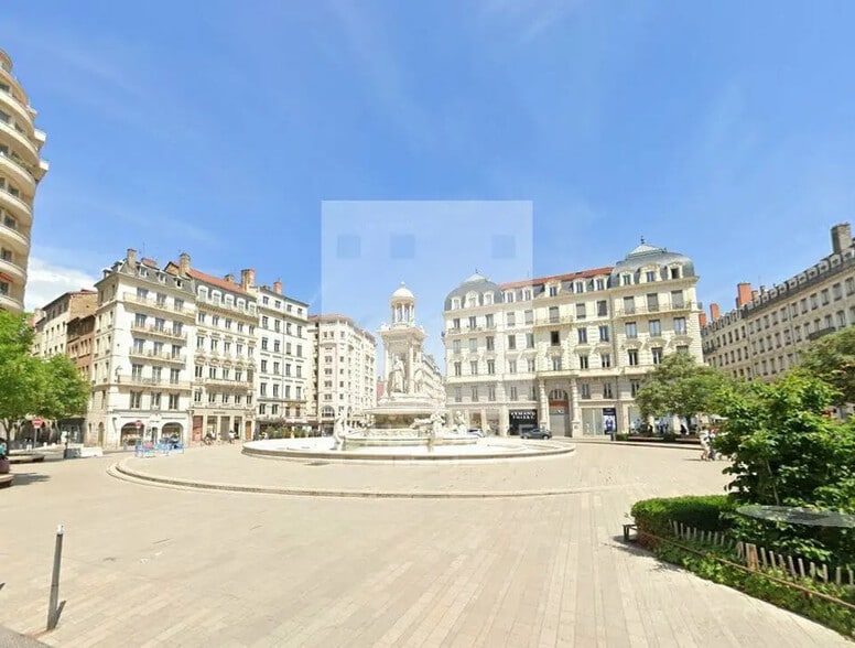 Bureau dans Lyon à louer - Photo de l’immeuble – Image 1 sur 12
