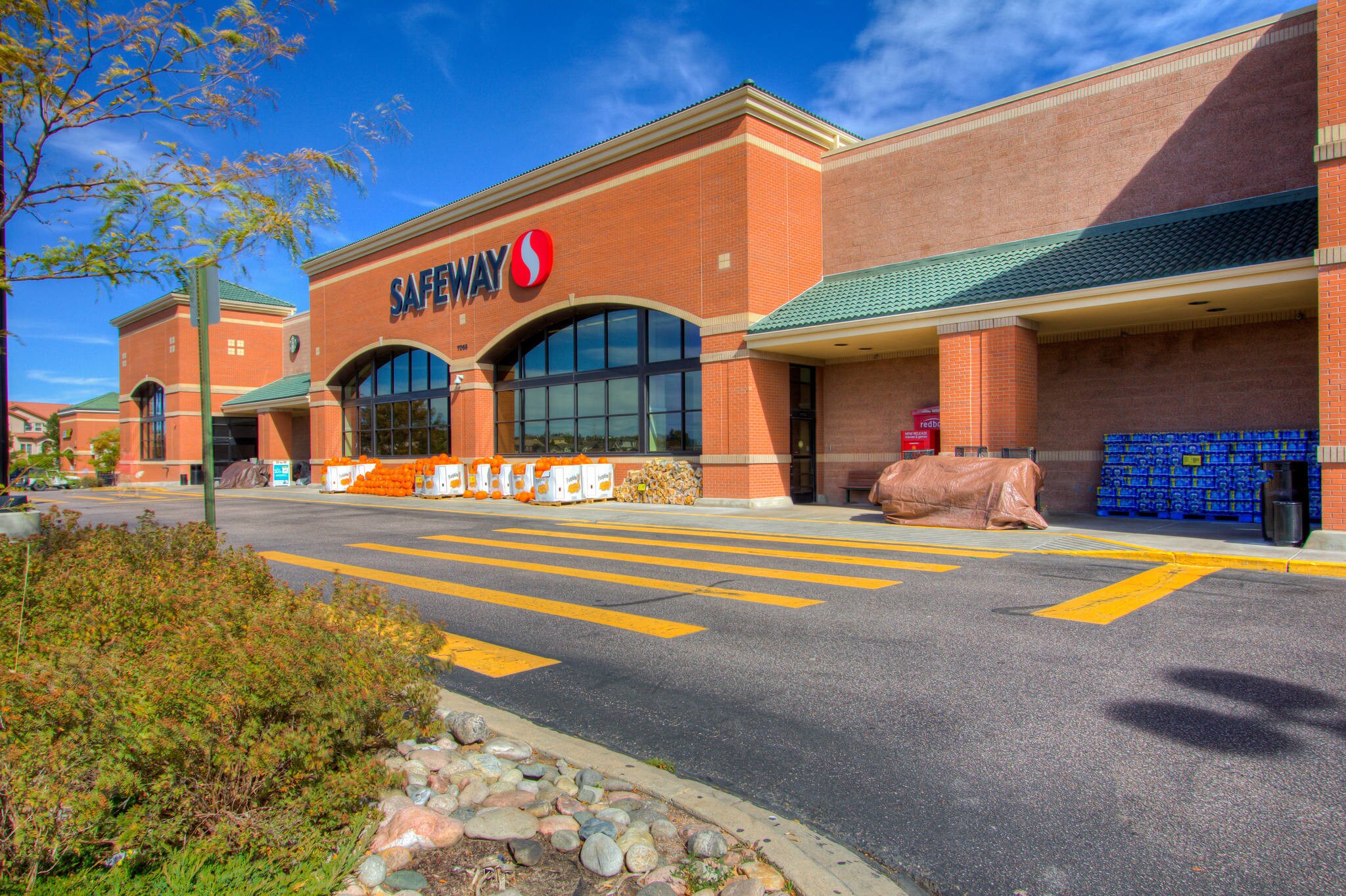 6905-7095 Austin Bluffs Pky, Colorado Springs, CO à louer Photo principale– Image 1 sur 4