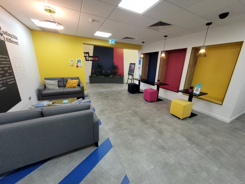 Stockport Rd, Cheadle à louer - Photo intérieure – Image 2 sur 97