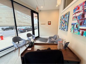 49-81 Cuttermill Rd, Great Neck, NY à louer Photo intérieure– Image 2 sur 5