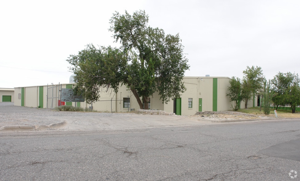 4673 Osborne Dr, El Paso, TX à vendre - Photo principale – Image 3 sur 5