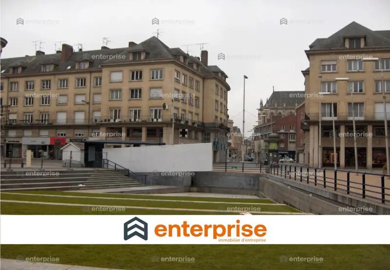 Local commercial dans Amiens à louer Photo de l’immeuble– Image 1 sur 2