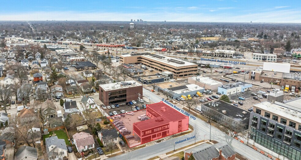 801 S Adams Rd, Birmingham, MI à louer - Photo de l’immeuble – Image 3 sur 7