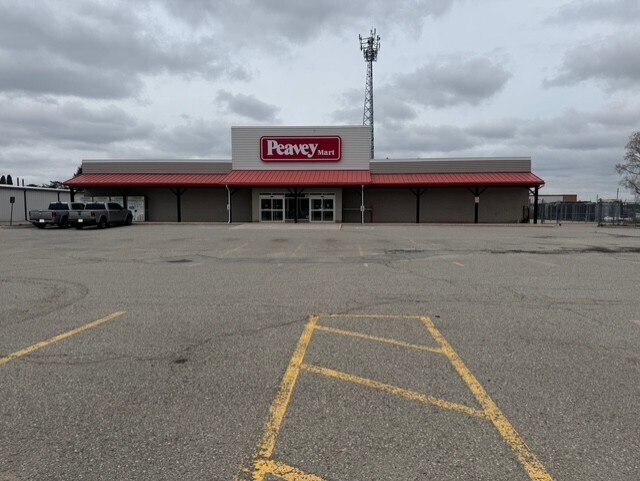 2954 Ontario St, Perth East, ON à vendre - Photo de l’immeuble – Image 2 sur 42