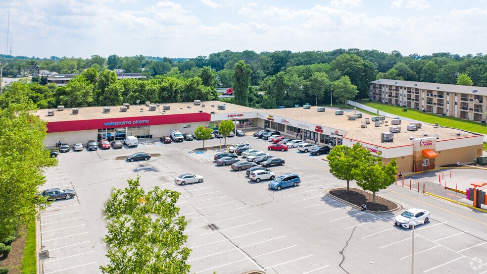 1700-1740 N Rolling Rd, Baltimore, MD à louer - Photo principale – Image 1 sur 14
