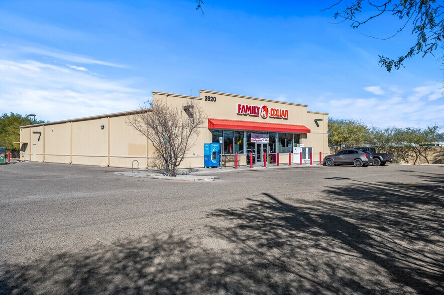 2820 W Los Reales Rd, Tucson, AZ à vendre - Photo de l’immeuble – Image 3 sur 7