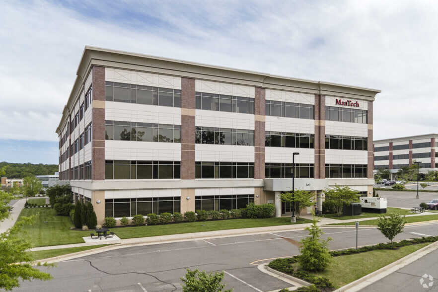 800 Corporate Dr, Stafford, VA à louer - Photo de l’immeuble – Image 3 sur 9