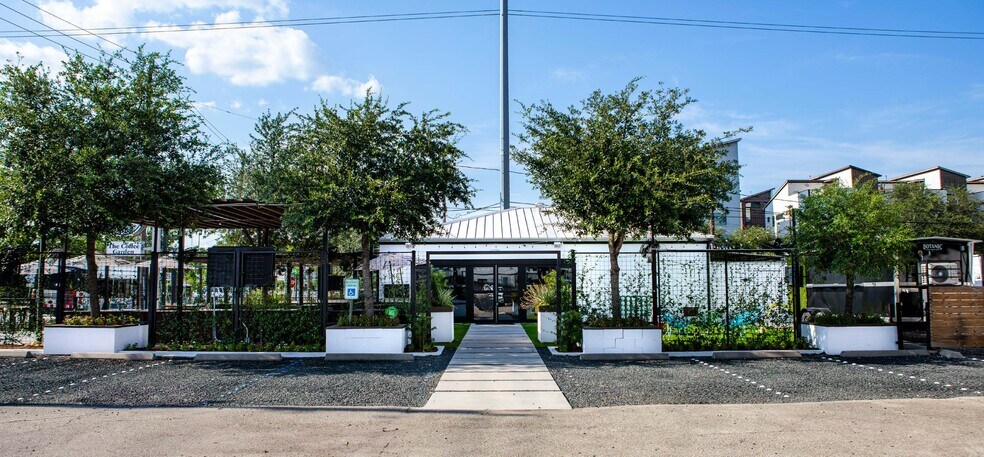 1920 Houston Ave, Houston, TX à vendre - Photo de l’immeuble – Image 2 sur 11