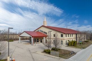 Plus de détails pour 3131 S 100th St, Milwaukee, WI - Spécialisé à vendre