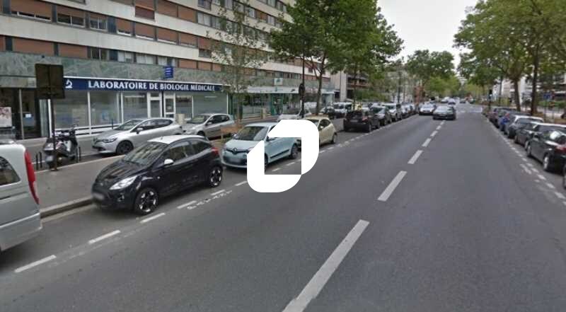 Local commercial dans Boulogne Billancourt à louer Photo de l’immeuble– Image 1 sur 2
