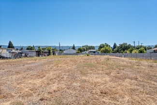 Plus de détails pour 1080 Cunningham St, Ukiah, CA - Terrain à vendre
