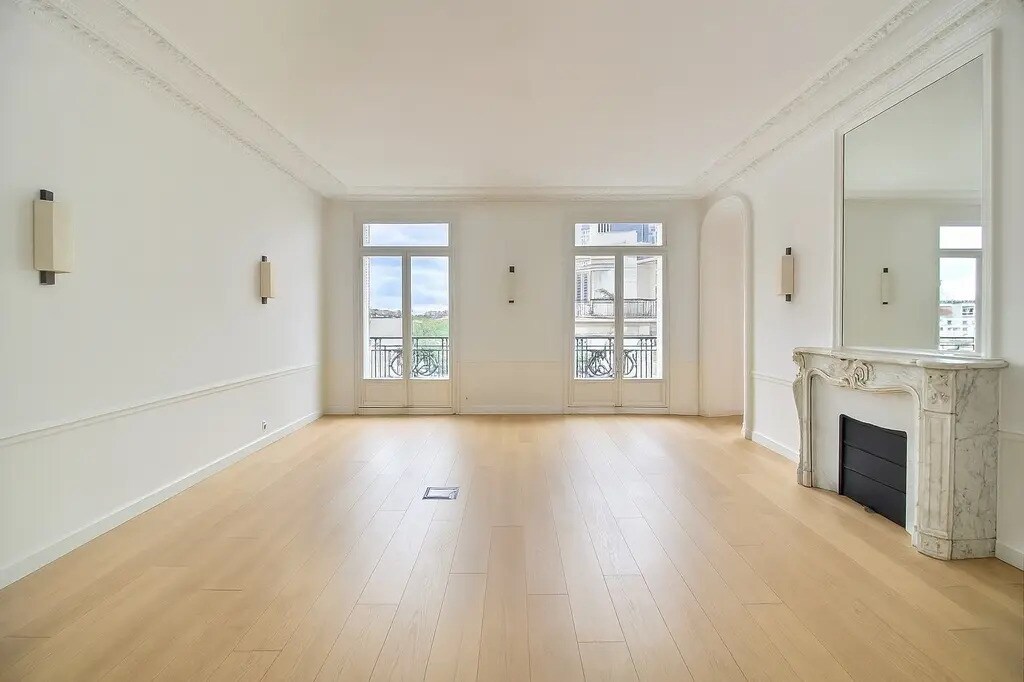 Bureau dans Paris à louer Photo de l’immeuble– Image 1 sur 12