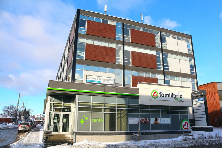 4 Rue Taschereau, Gatineau, QC à louer - Photo de l’immeuble – Image 3 sur 4