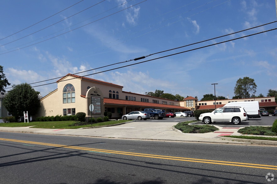 711 N Main St, Pleasantville, NJ à louer - Photo principale – Image 1 sur 43